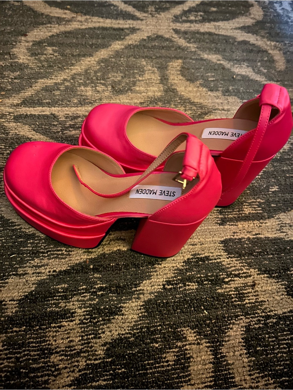 Steve Madden Fuchsia Platform Block Heel Pumps with Ankle Strap - Picture 1 of 5